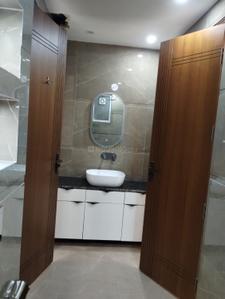 Image of 2250 Sq.ft 4 BHK Builder Floor for sale in Sector 4, Gurgaon for Rs. 26500000