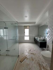 Bathroom Image of 2650 Sq.ft 3 BHK Apartment / Flat for sale in Jaypee The Kalypso Court, Sector 128 Noida for Rs. 48000000
