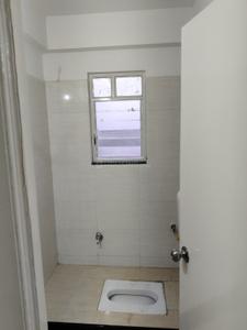Bathroom Image of 750 Sq.ft 2 BHK Apartment / Flat for rent in Jhamtani Ace Aastha Building B, Charholi Budruk Pune for Rs. 16000