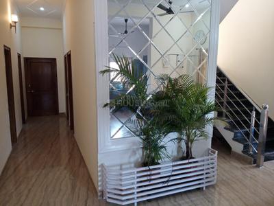 Balcony Image of 2500 Sq.ft 5 BHK Villa for rent in Raipur Dehradun for Rs. 60000
