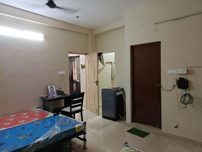 Bedroom Image of 600 Sq.ft 1 BHK Independent House for rent in Ramapuram Chennai for Rs. 8500