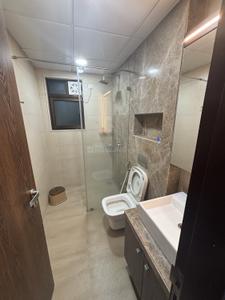 Bathroom Image of 1460 Sq.ft 3 BHK Apartment / Flat for rent in Peninsula Celestia Spaces, Parel Mumbai for Rs. 210000