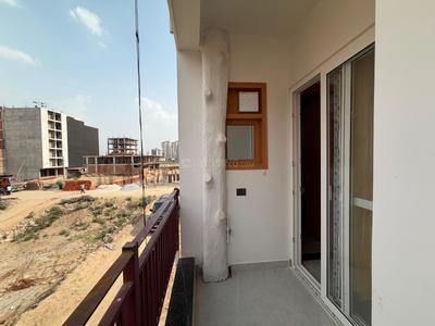Balcony Image of 2000 Sq.ft 2 BHK Builder Floor for sale in Sector 110 Noida for Rs. 4400000