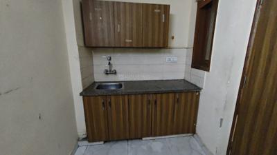 Kitchen Image of 450 Sq.ft 1 RK Builder Floor for rent in Said-Ul-Ajaib New Delhi for Rs. 12000