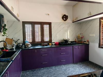 Kitchen Image of 1200 Sq.ft 2 BHK Builder Floor for rent in Mahadevapura Bengaluru for Rs. 45000