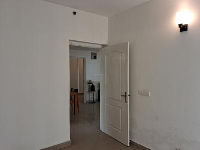 Bedroom Image of 915 Sq.ft 2 BHK Apartment / Flat for sale in Nimbus The Hyde Park, Sector 78 Noida for Rs. 9500000
