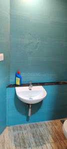 Bathroom Image of 650 Sq.ft 2 BHK Apartment / Flat for rent in Crown Lodha Quality Home Tower 2, Thane West Thane for Rs. 32000