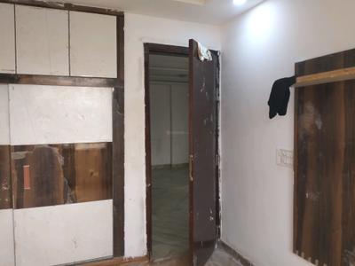 Bedroom Image of 950 Sq.ft 3 BHK Builder Floor for sale in Rohini Sector 28 New Delhi for Rs. 8600000