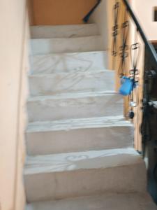 Bedroom Image of 950 Sq.ft 3 BHK Builder Floor for sale in Aya Nagar New Delhi for Rs. 6500000