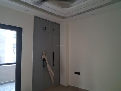 Bedroom Image of 1350 Sq.ft 3 BHK Builder Floor for sale in Paschim Vihar New Delhi for Rs. 29000000