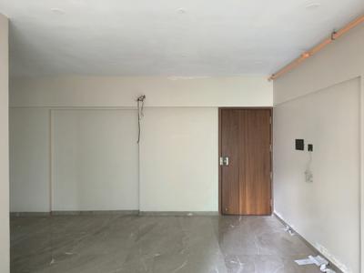 Living Room Image of 950 Sq.ft 2.5 BHK Apartment / Flat for sale in Vile Parle West Mumbai for Rs. 50000000
