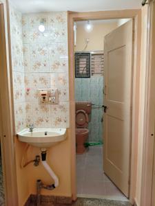 Bathroom Image of 1200 Sq.ft 2 BHK Builder Floor for rent in BTM Layout 2nd Stage Bengaluru for Rs. 19000