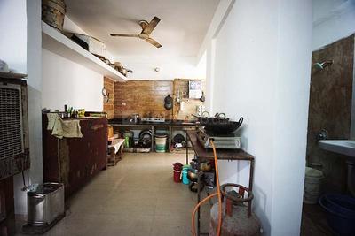 Kitchen Image of 1710 Sq.ft 3 BHK Apartment / Flat for sale in Randesan Gandhinagar for Rs. 7500000