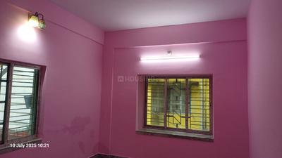 Hall Image of 1250 Sq.ft 3 BHK Apartment / Flat for rent in Keshtopur Kolkata for Rs. 18500
