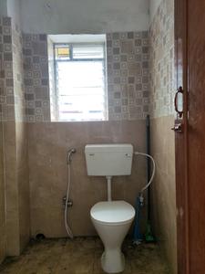 Common Bathroom Image of 400 Sq.ft 1 BHK Apartment / Flat for rent in Eden Solace, Joka Kolkata for Rs. 13000
