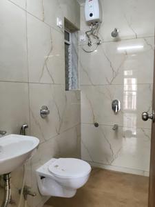 Common Bathroom Image of 615 Sq.ft 1 BHK Apartment / Flat for sale in Kasarvadavali Thane for Rs. 6000000