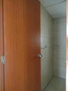 Common Bathroom Image of 1285 Sq.ft 3 BHK Apartment / Flat for sale in Tata Eureka Park Phase 1, Sector 150 Noida for Rs. 14980000