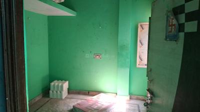 Bedroom Image of 900 Sq.ft 2 BHK Independent House for rent in Karawal Nagar New Delhi for Rs. 7500