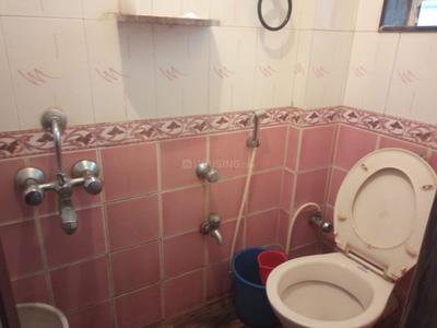 Bathroom Image of Six males in Vile Parle West, Mumbai