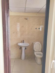 Bathroom Image of 1380 Sq.ft 3 BHK Apartment / Flat for rent in Paramount Emotions, Noida Extension Greater Noida for Rs. 23000