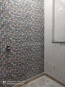 Bathroom Image of 900 Sq.ft 2 BHK Builder Floor for sale in Sector 10A Gurgaon for Rs. 5800009