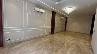 Bedroom Image of 2400 Sq.ft 4 BHK Builder Floor for sale in DLF Phase 2 Gurgaon for Rs. 55000000