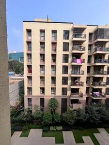 Image of 1000 Sq.ft 2 BHK Apartment / Flat for sale in Lodha Sterling, Thane West, Thane for Rs. 18999999