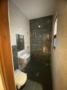 Bathroom Image of 990 Sq.ft 2 BHK Villa for rent in Greenwood Residency, Kharar Mohali for Rs. 22000