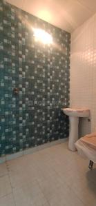 Bathroom Image of 1000 Sq.ft 3 BHK Apartment / Flat for sale in Sector 7 Gurgaon for Rs. 6300000