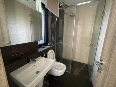 Bathroom Image of 924 Sq.ft 2 BHK Apartment / Flat for rent in Salsette 27, Byculla Mumbai for Rs. 160000