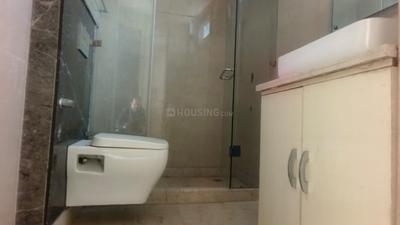 Bathroom Image of 5400 Sq.ft 3 BHK Farm House for sale in Sainik Farm New Delhi for Rs. 57000000