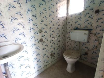 Bathroom Image of 1100 Sq.ft 3 BHK Apartment / Flat for sale in Madurdaha Kolkata for Rs. 4700000