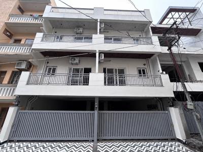 Image of 6000 Sq.ft 8 BHK Builder Floor for sale in Kulhan, Dehradun for Rs. 31000000