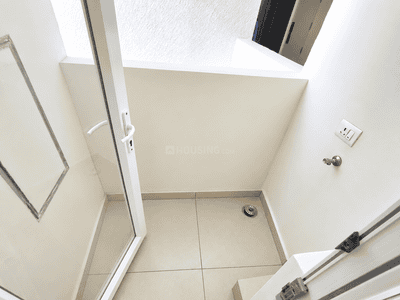 Image of 605 Sq.ft 1 BHK Apartment / Flat for sale in Godrej Splendour, K R Puram, Bengaluru for Rs. 8200000