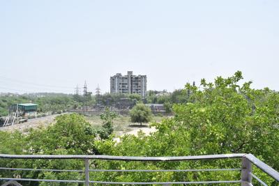 Balcony Image of 800 Sq.ft 2 BHK Apartment / Flat for sale in Arunodaya apartment, Vikaspuri New Delhi for Rs. 10500000