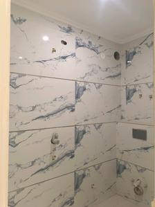Common Bathroom Image of 700 Sq.ft 2 BHK Builder Floor for sale in Mahavir Enclave New Delhi for Rs. 6600000