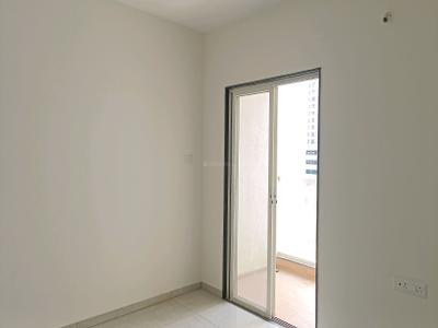 Bedroom Image of 1000 Sq.ft 2 BHK Apartment / Flat for rent in Gulmohar City, Kharadi Pune for Rs. 30000