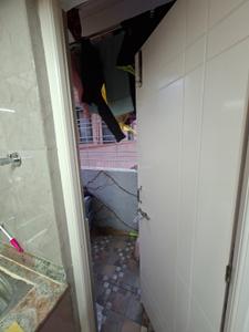 Bathroom Image of 1200 Sq.ft 2 BHK Builder Floor for rent in Agrahara Layout Bengaluru for Rs. 28000