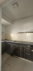 Kitchen Image of 985 Sq.ft 2 BHK Apartment / Flat for rent in Paras Seasons, Sector 168 Noida for Rs. 21000