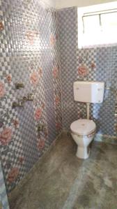 Bathroom Image of 650 Sq.ft 1 BHK Apartment / Flat for sale in Airport Gate no. 1 Kolkata for Rs. 1820000
