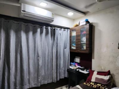 Bedroom Image of 500 Sq.ft 1 BHK Apartment / Flat for rent in Puraniks Tokyo Bay, Kasarvadavali Thane for Rs. 17090