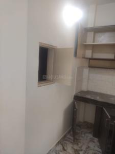 Kitchen Image of 800 Sq.ft 2.5 BHK Builder Floor for rent in Sector 40 Noida for Rs. 31000