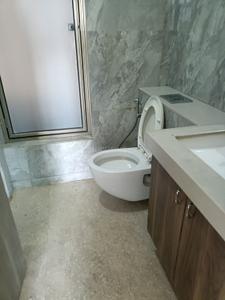 Image of 800 Sq.ft 2 BHK Apartment / Flat for sale in Wadhwa Amar Jiwan, Bandra West, Mumbai for Rs. 60000000