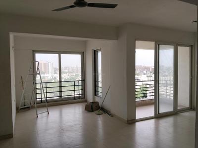 Living Room Image of 2250 Sq.ft 3 BHK Apartment / Flat for sale in Paldi Ahmedabad for Rs. 12400000