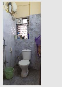 Bathroom Image of 970 Sq.ft 2 BHK Apartment / Flat for sale in Padmalaya, Sinthi Kolkata for Rs. 10000000