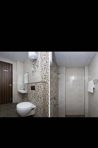 Bathroom Image of COMFORT N STAY  in Sector 44, Gurgaon