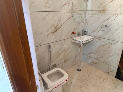 Bathroom Image of 1000 Sq.ft 2 BHK Independent House for rent in Mansarovar Jaipur for Rs. 20000