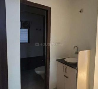 Bathroom Image of 1900 Sq.ft 3 BHK Apartment / Flat for rent in Tarsali Vadodara for Rs. 25000