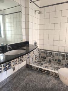 Image of 2450 Sq.ft 4 BHK Apartment / Flat for sale in Sector 42, Gurgaon for Rs. 72000000