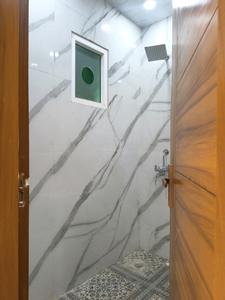 Common Bathroom Image of 1400 Sq.ft 3 BHK Builder Floor for sale in Indirapuram Ghaziabad for Rs. 11800000